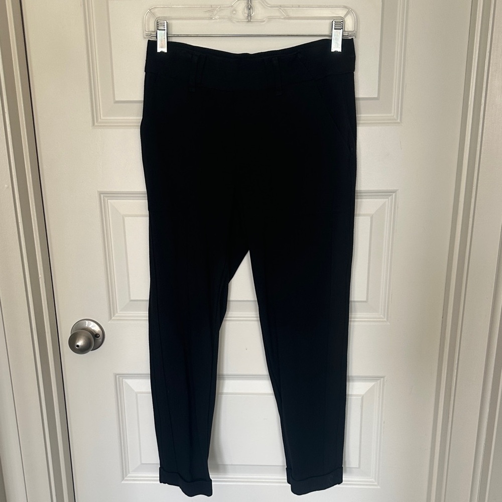 Democracy Women's Sleek Black Ankle Pants